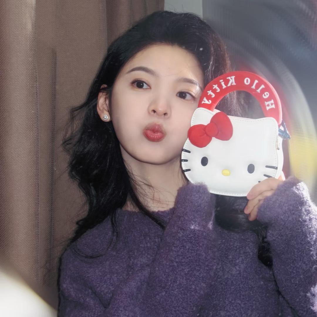 Kt.🍎
