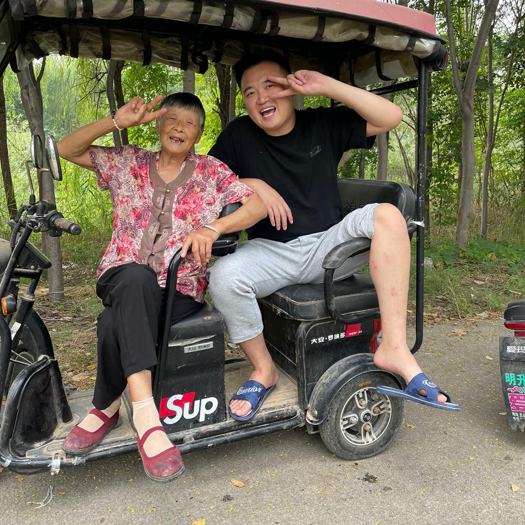 大振和付兰奶奶