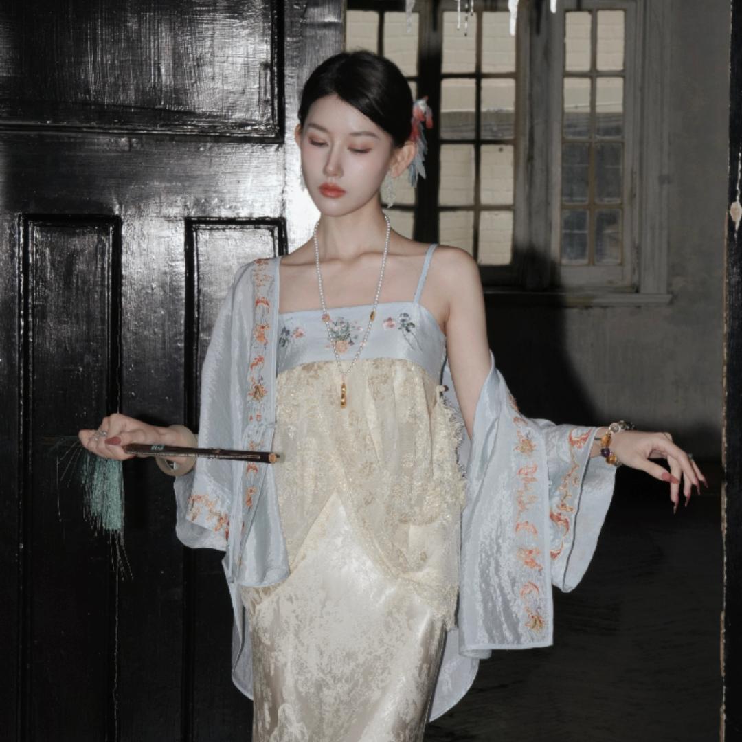 无艳一禾高级感穿搭