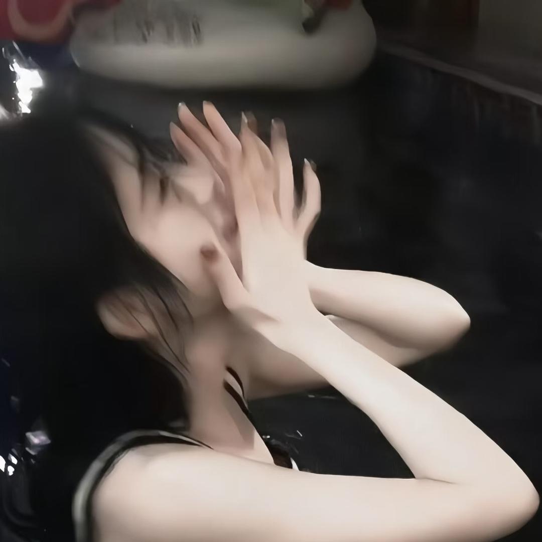 -每天都好困^