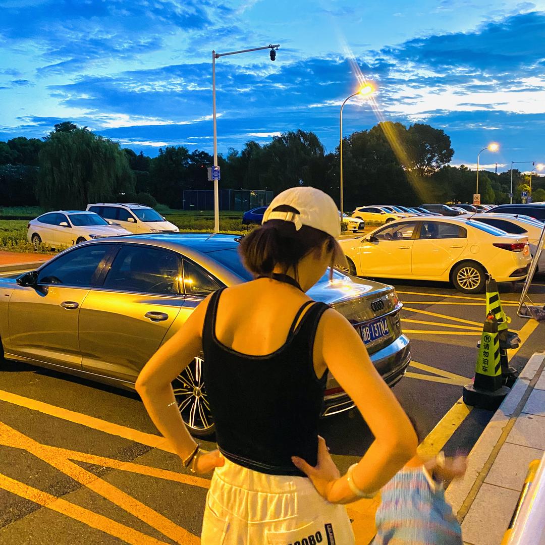 小茜爱自拍