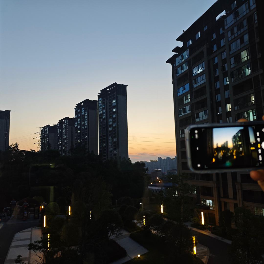 米粒多吃米饭
