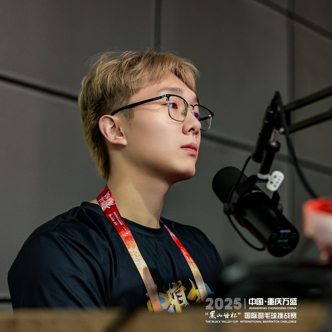 🏸魚摆摆羽毛球
