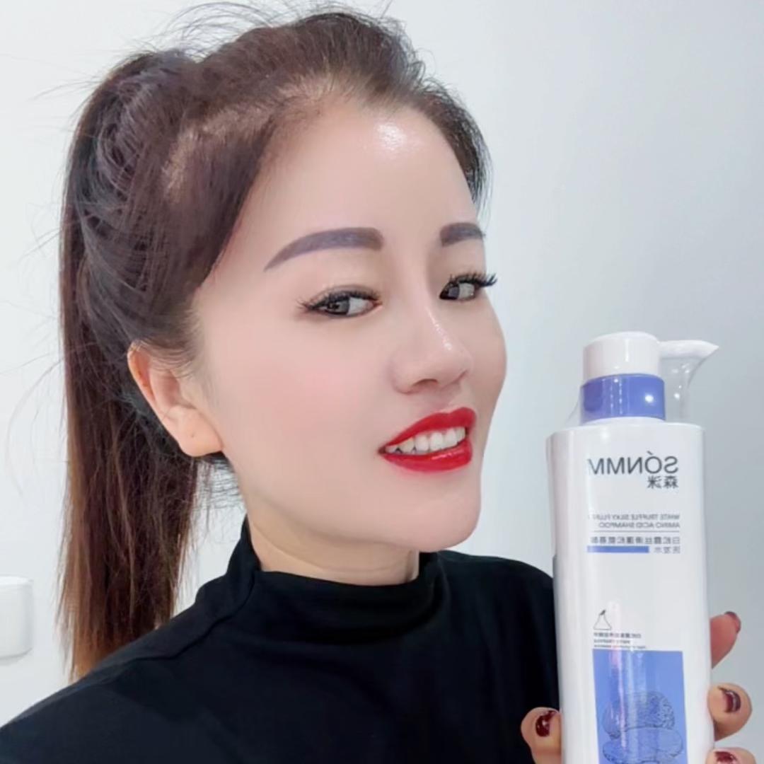 叶县《靓一族》时尚女装李姐