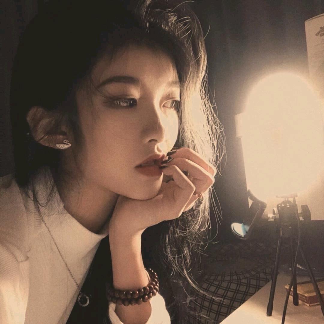 半 截 诗（12.18号百日庆）