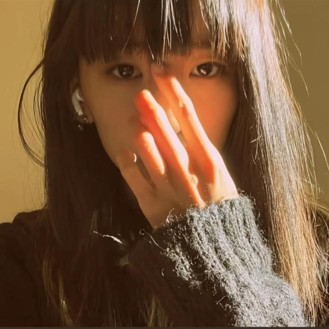李LL