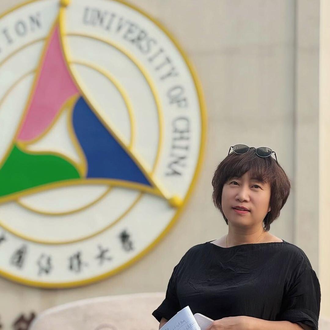 中传国际本科Tina老师