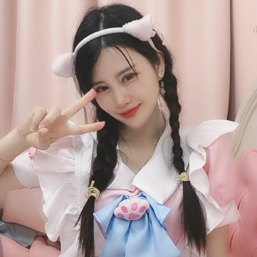 王小喵😻