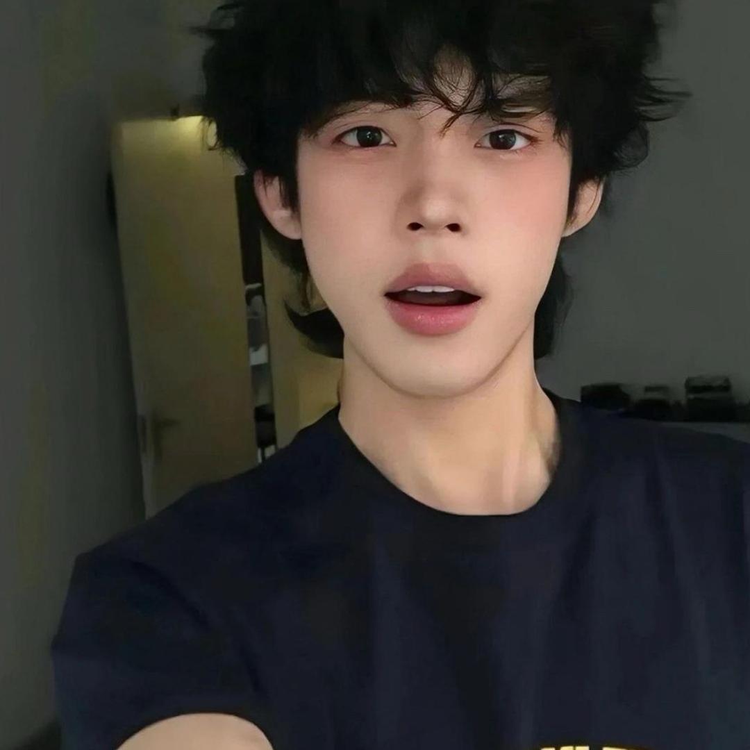 孑然