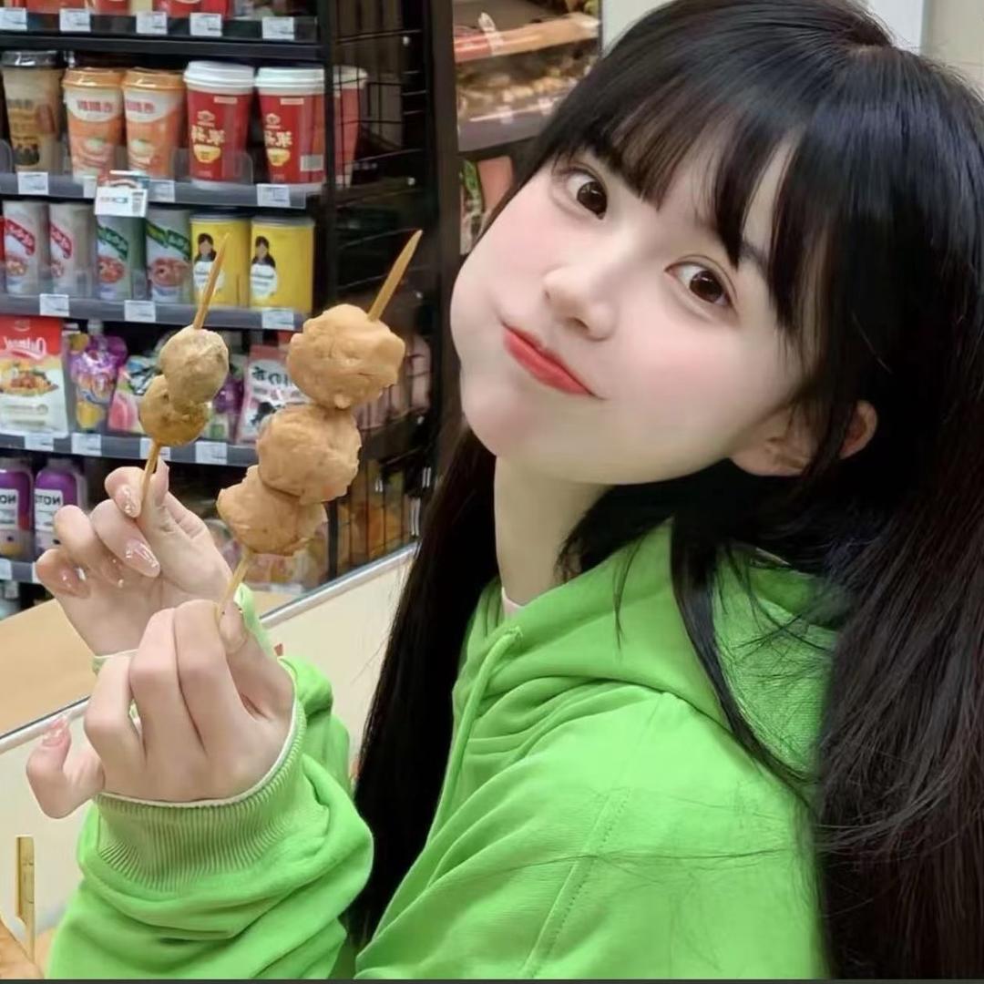 一鸣超爱吃总仓😋