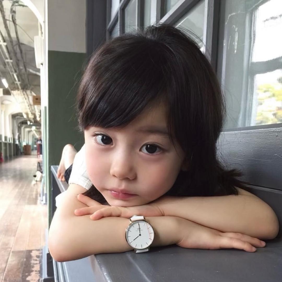 粉色的发呆郡主