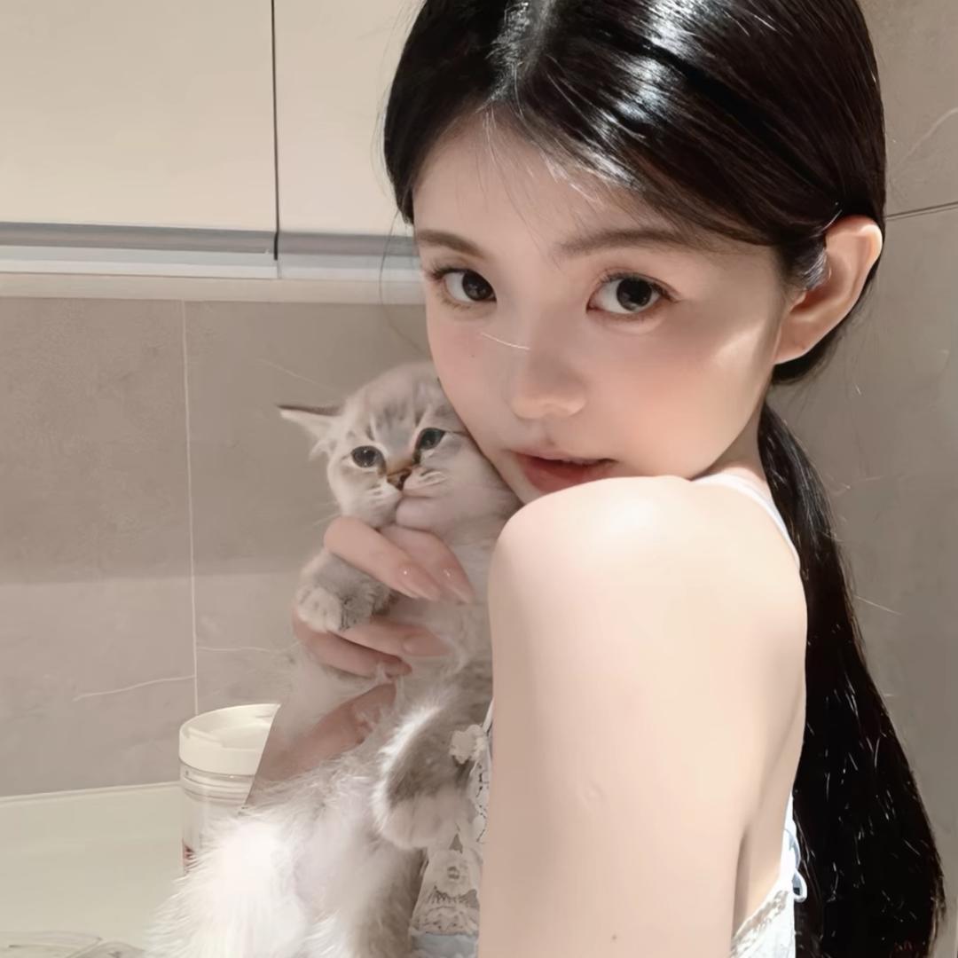 内向社恐小姐姐