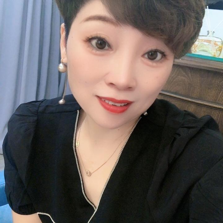 @新衣芙