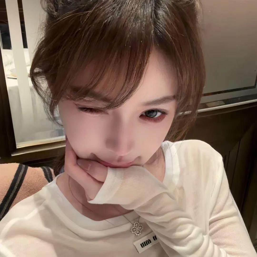 悅悅梓-
