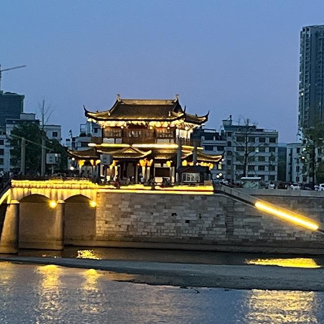 云钵甄选