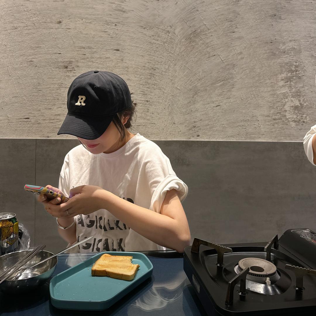 啊Rong