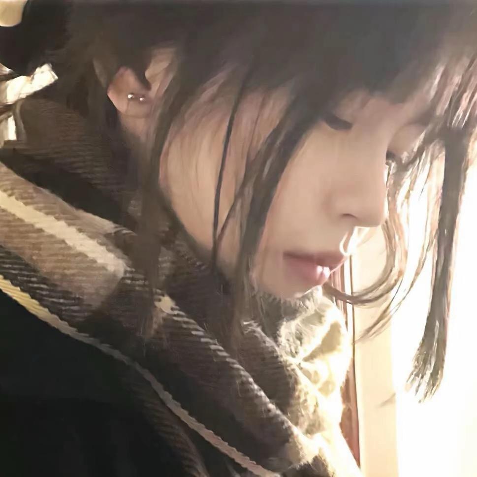 咬一口苹果