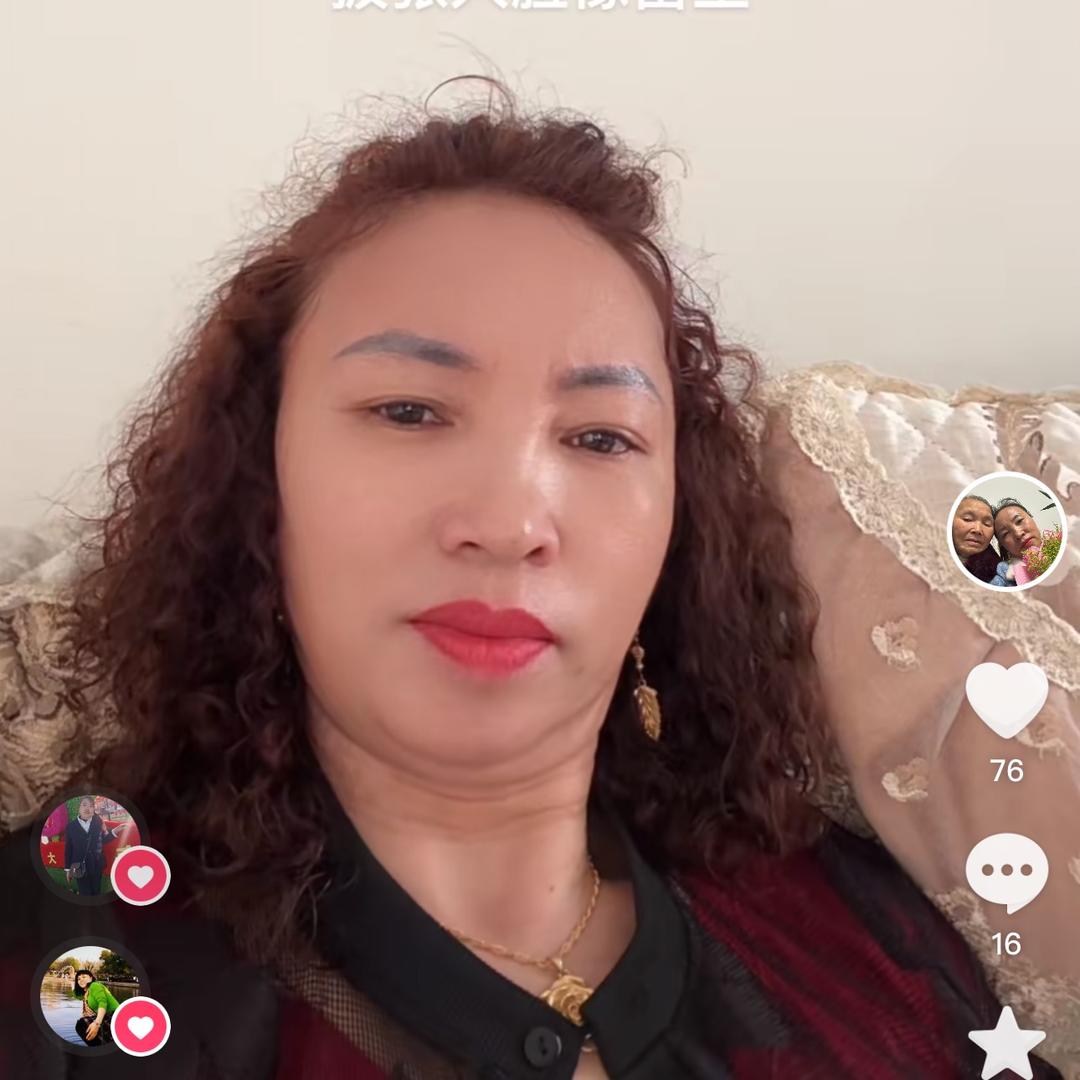梅子爱唱歌