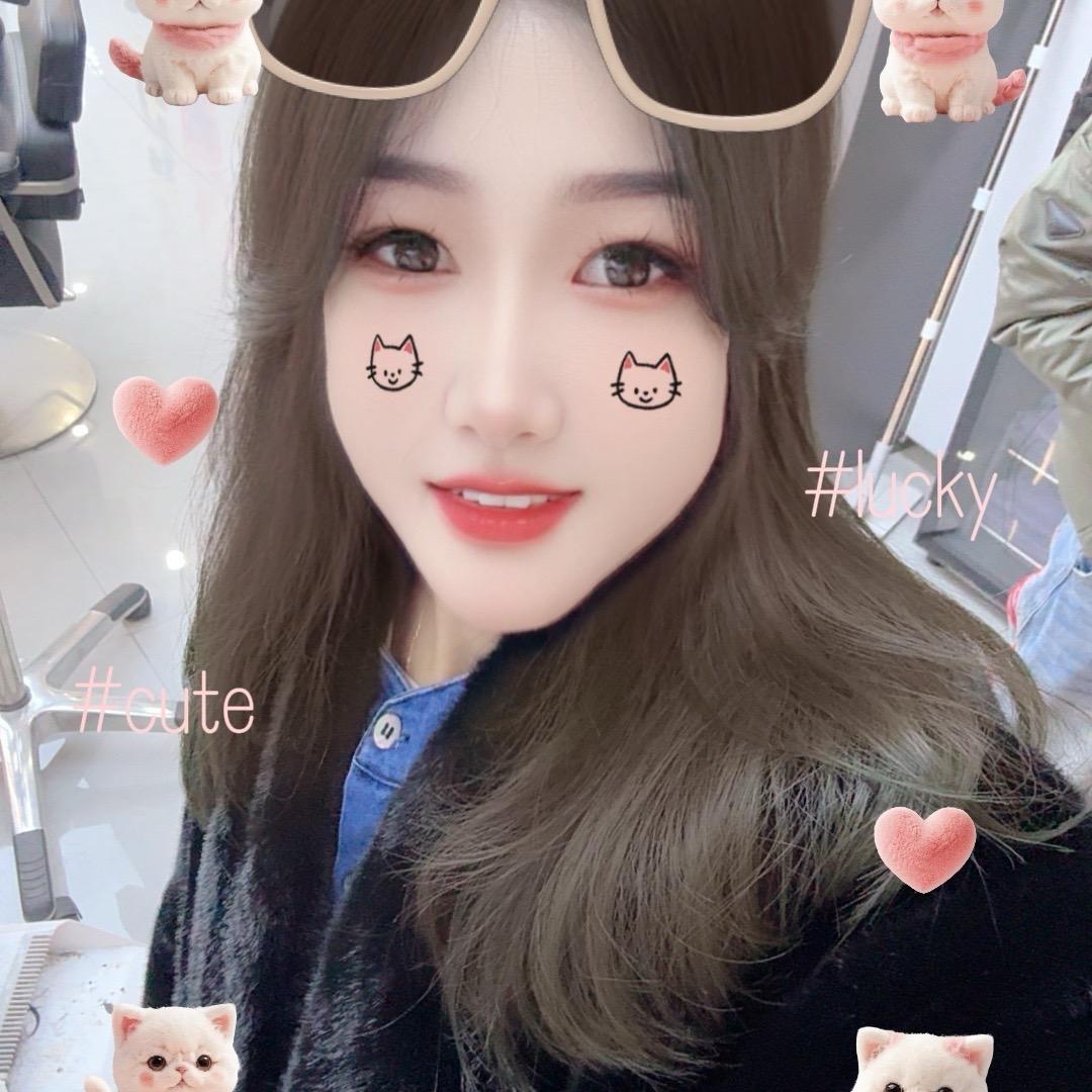 (៸៸᳐⦁⩊⦁៸៸᳐ )੭丫头👑