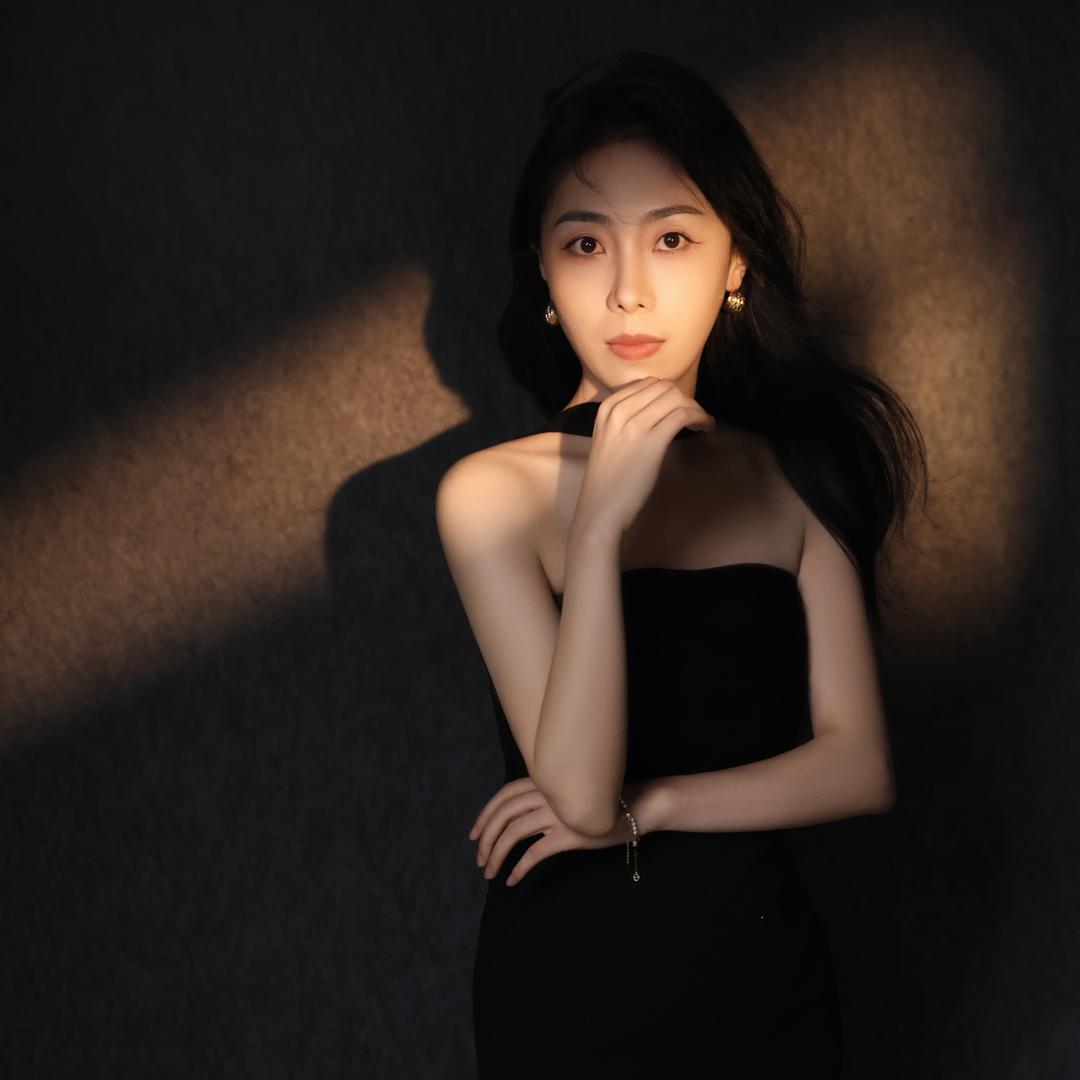 成哥🧡潼妹