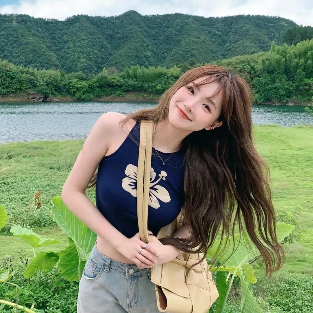 小默默💫