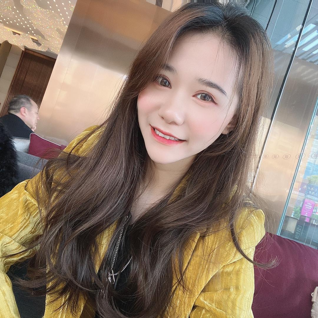 玲萱服饰