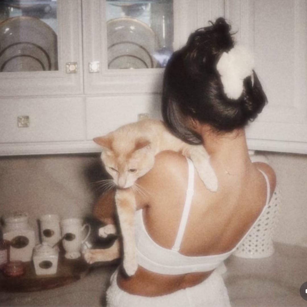1mo*ˉ