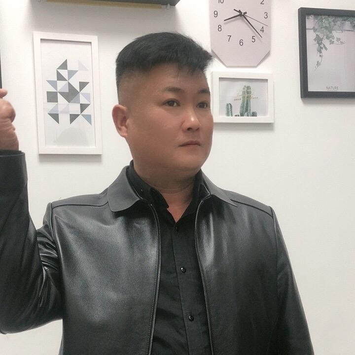 周新凯