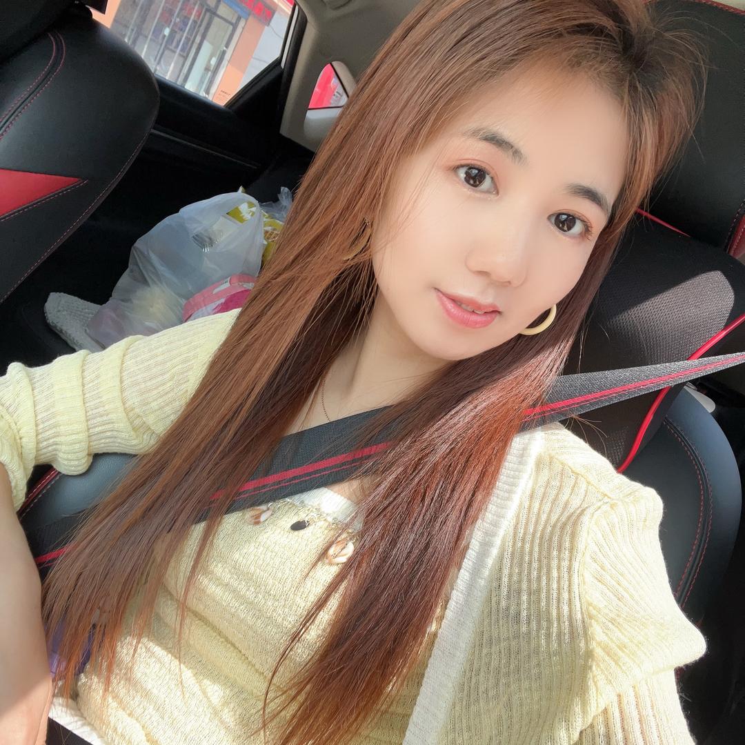 爱笑女孩