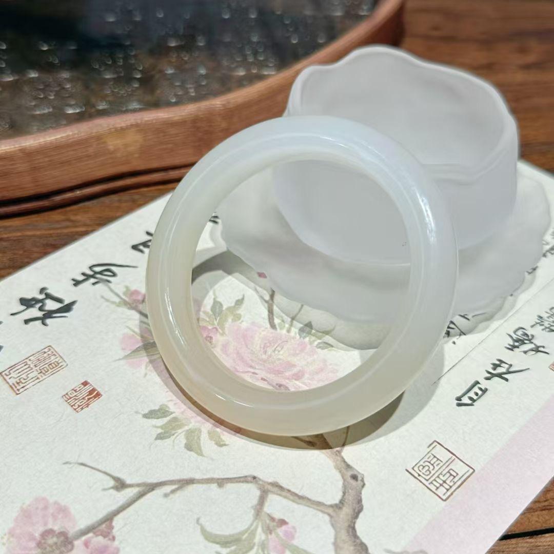 玉见玉镯珠宝-知遇