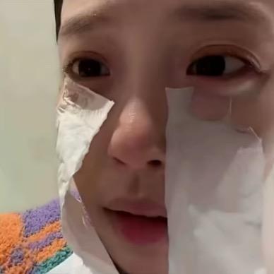 @ ￴ ￴ ￴￴ ￴