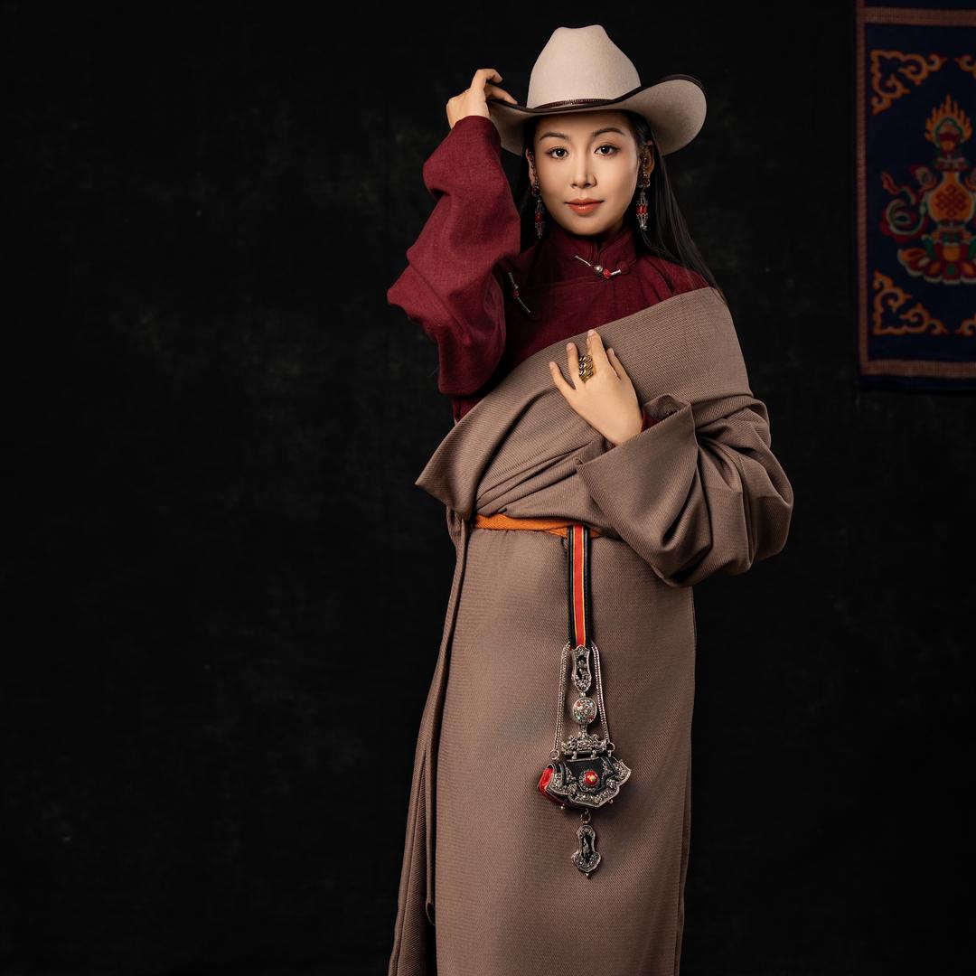 扎央拉姆 💋💄💃🧣