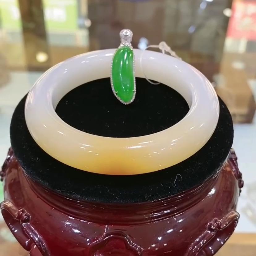 品悟珠宝商行