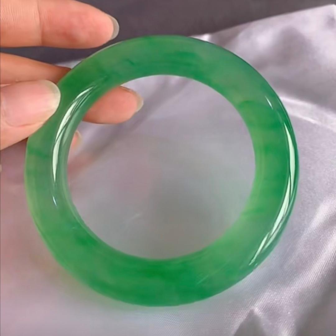 翠满满珠宝