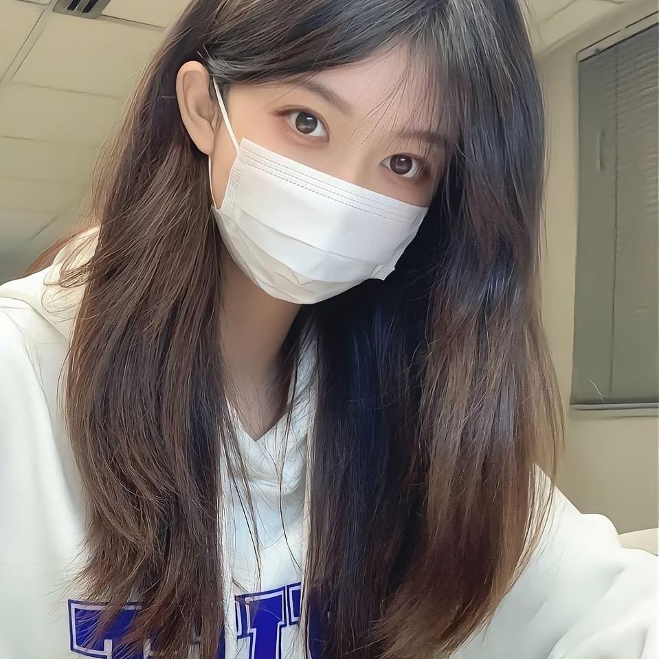 W 小小