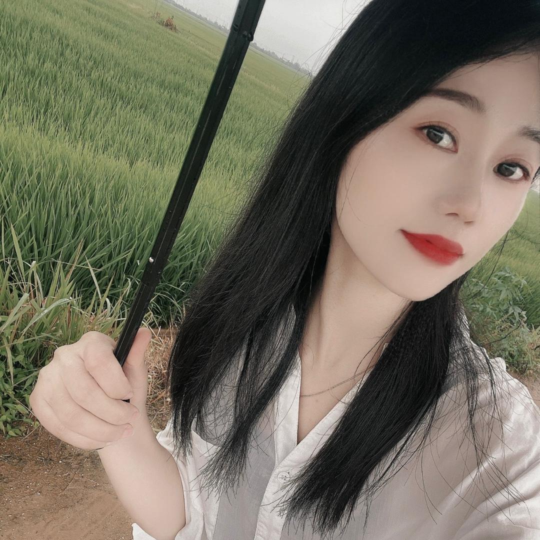 Yan.🖤