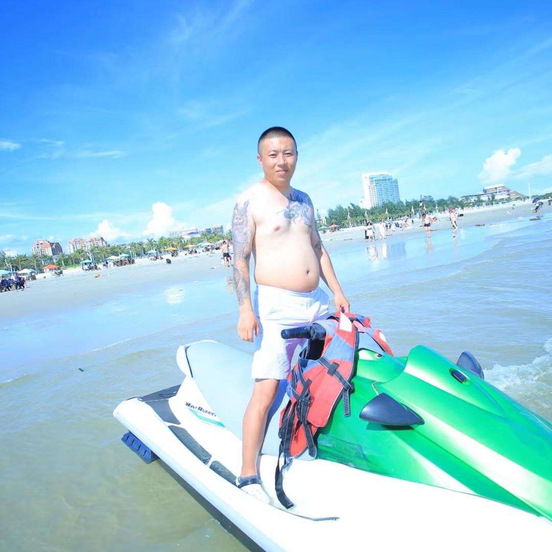 🐬🐟🐠🐳🐋🦈🦭