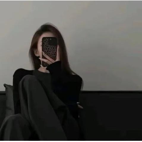 纹纹-爱笑的女孩