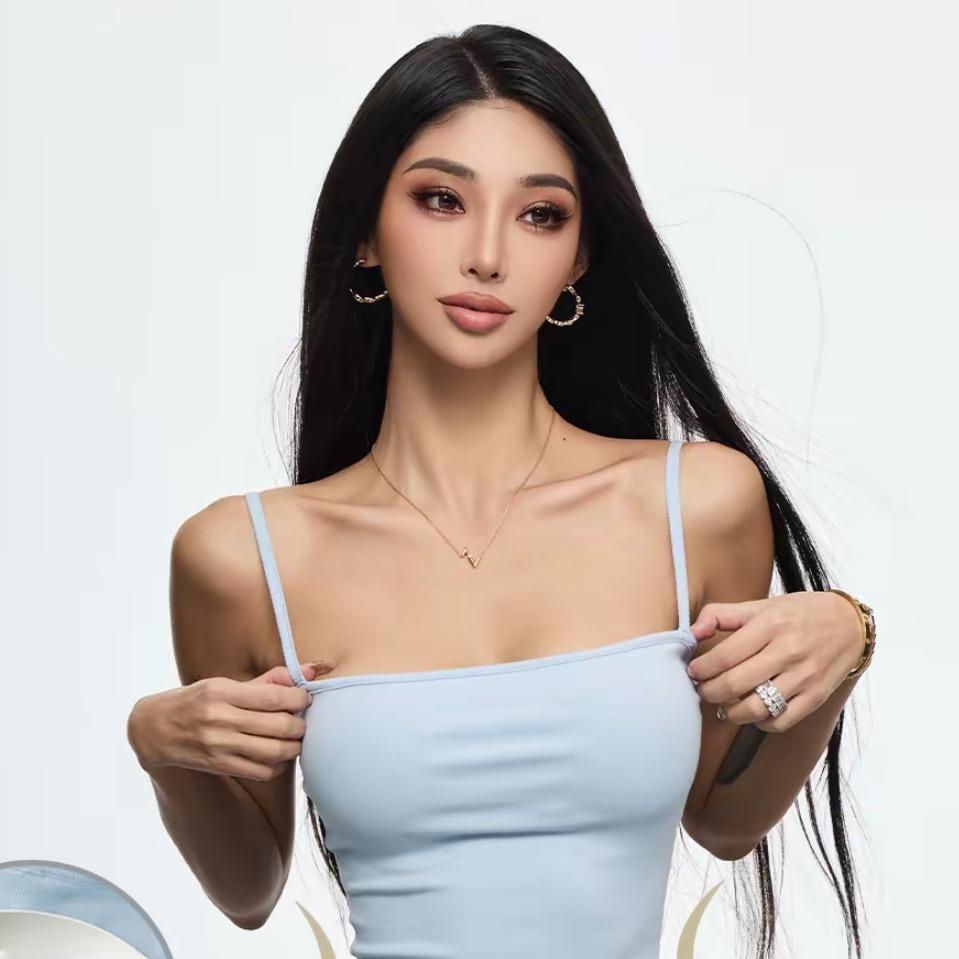 懂搭配的小月亮