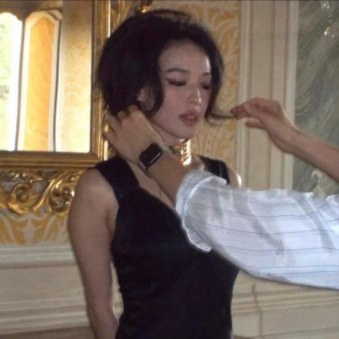 kiki_