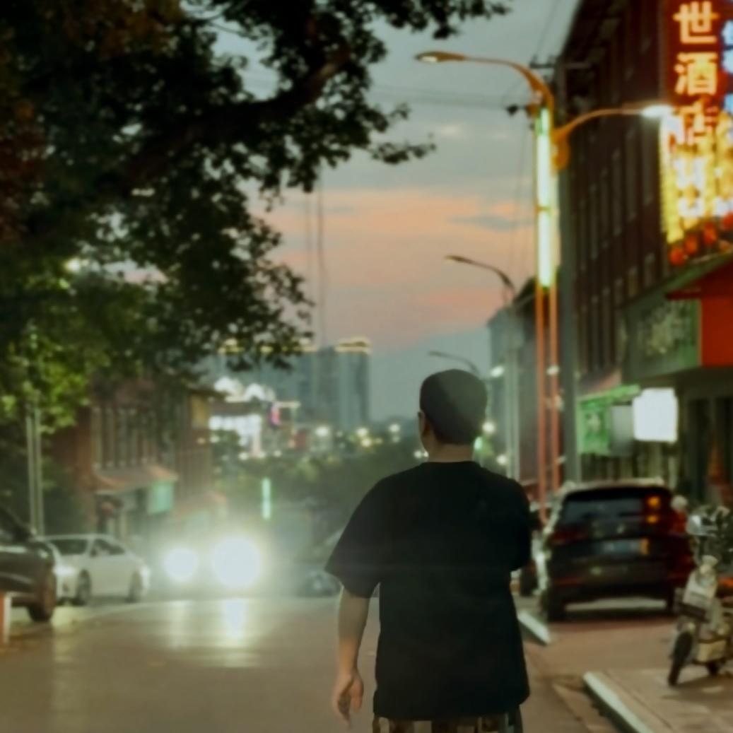 不善言辞的布马