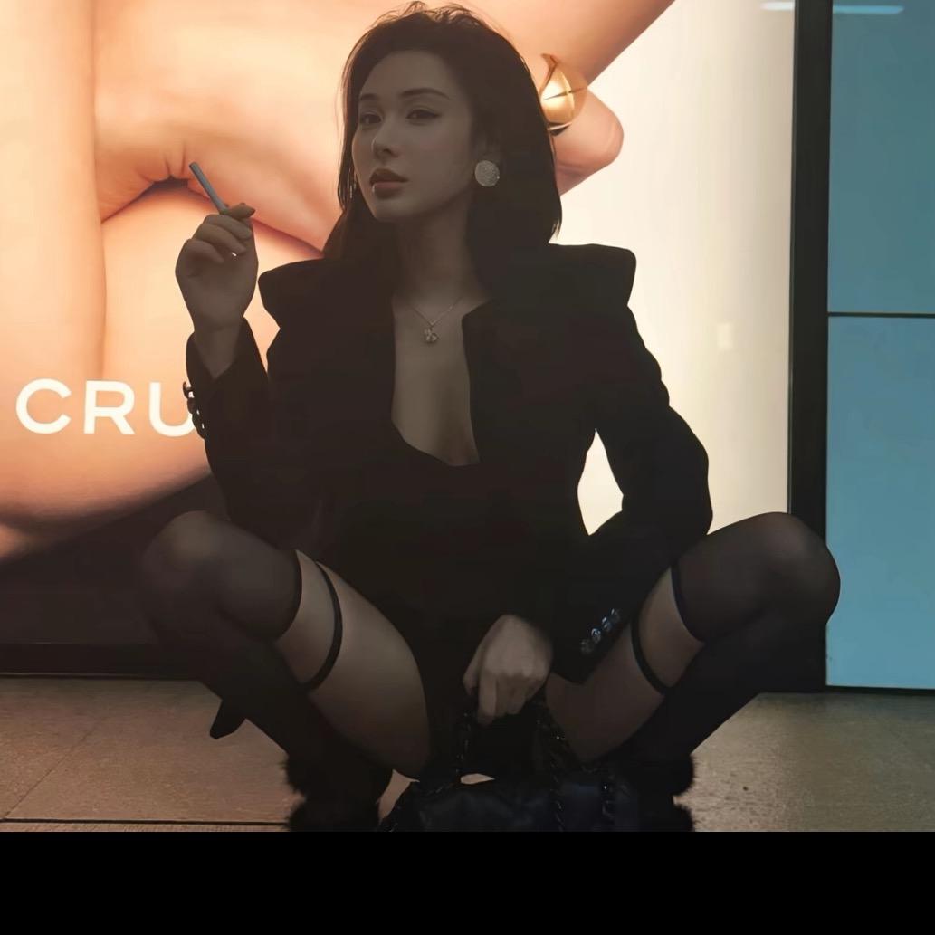 过来舔～我的高跟鞋