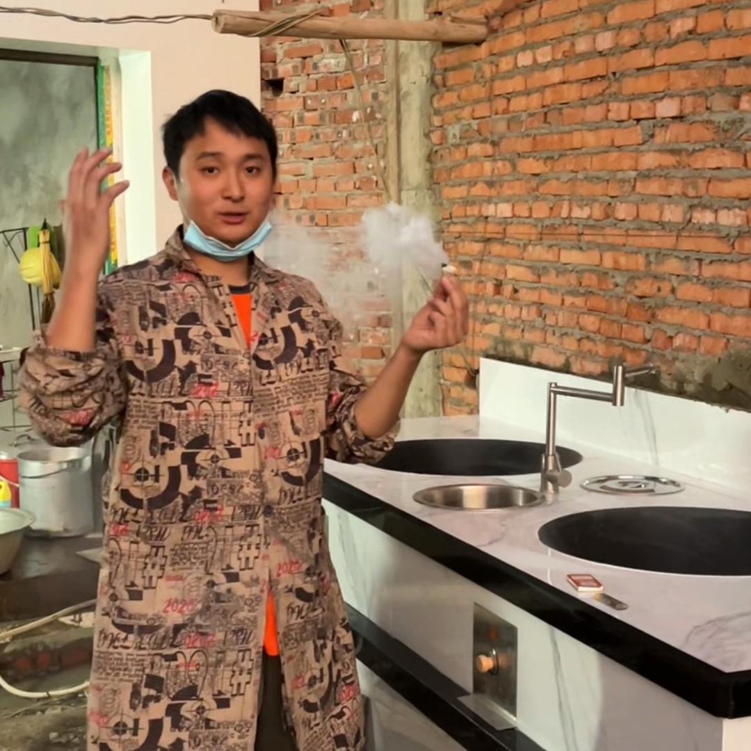 小杨造灶