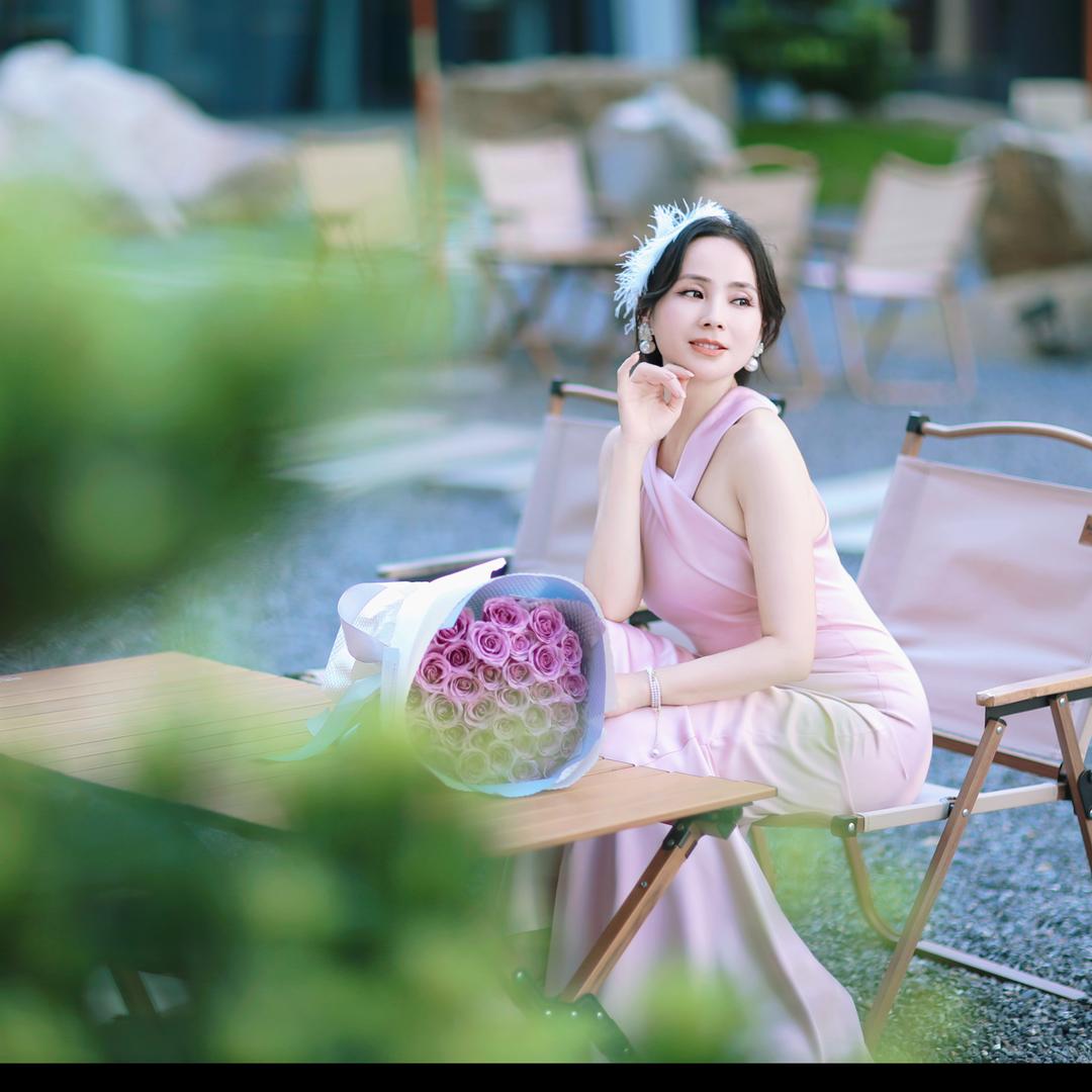 施君环证雅女子美学堂  张家界分院 贾英