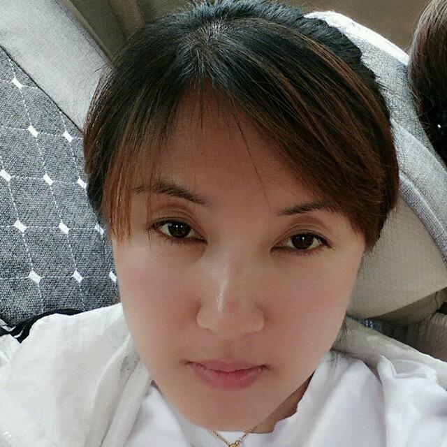 (ಡωಡ) (●—●)(ಡωಡ)