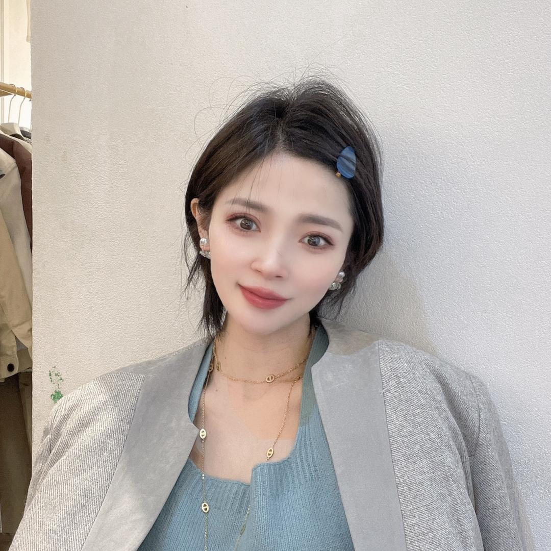 暗自着迷主理人