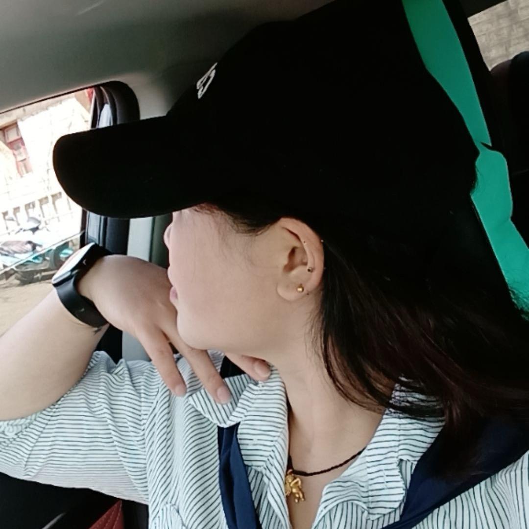 @小黄🌈