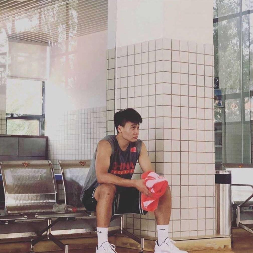 就是一打球的