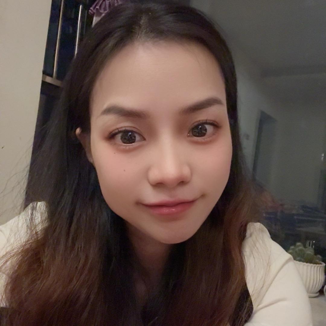 辣总助理-邓邓