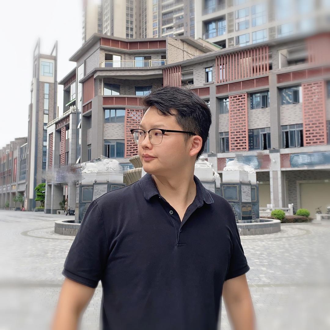 阳阳翡翠